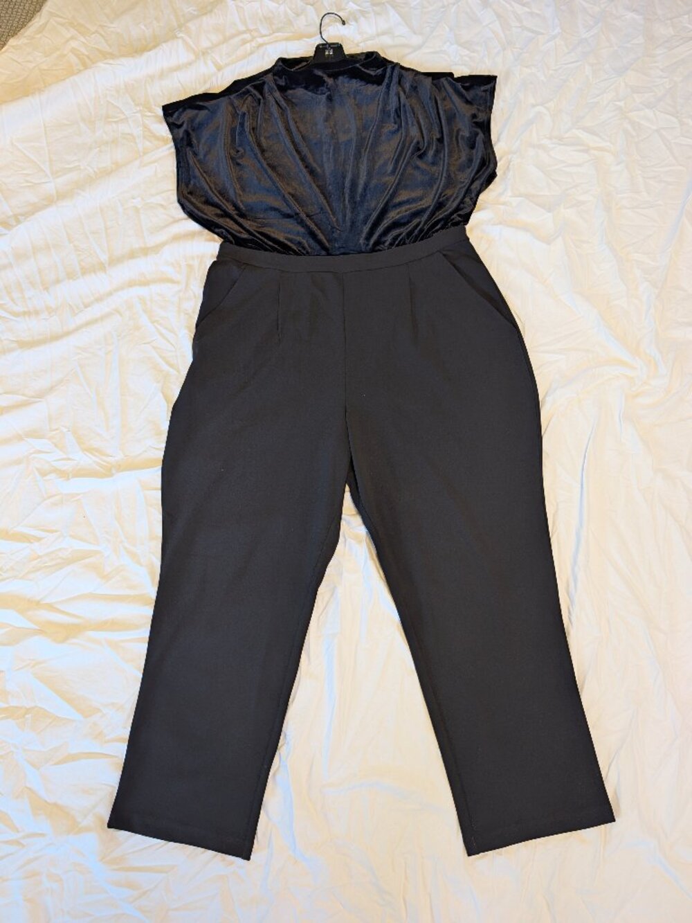Express Velvet Mixed-Media Draped Cap Sleeve Jumpsuit - Black - XL